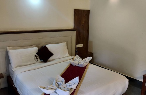 Madikeri Hotel | Gavadana Resort Coorg