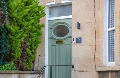 Bath City Centre House | Traditional Bath House, Garden with City Views