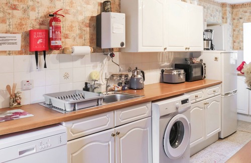 Maentwrog Cottage | Cynfal Fawr Farmhouse