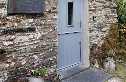 Maentwrog Cottage | Cynfal Fawr Farmhouse
