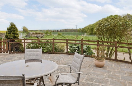 Scarborough Cottage | 1 bedroom accommodation in High Yedmandale near West Ayton