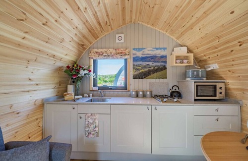 Threlkeld House | Swirral Edge - One Bedroom House, Sleeps 2