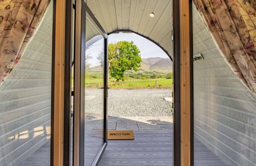 Threlkeld House | Swirral Edge - One Bedroom House, Sleeps 2