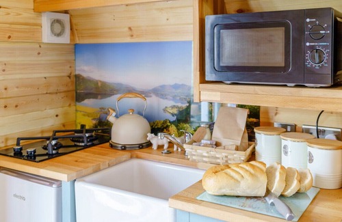 Threlkeld House | Sharp Edge - One Bedroom House, Sleeps 2
