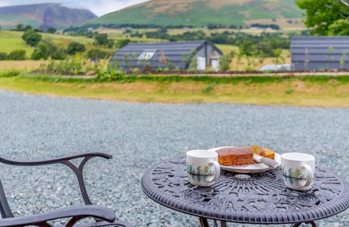 Threlkeld House | Striding Edge - One Bedroom House, Sleeps 2