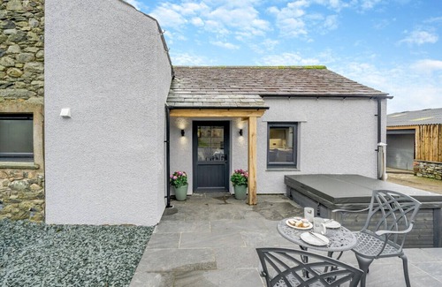 Threlkeld House | The Sparrow - Mire House