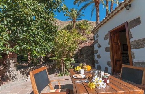La Montana Cottage | GC0260 Holiday cottage with private pool in San Bartolome