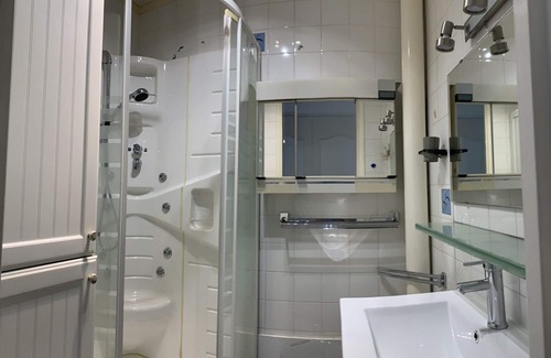 La Panouse Apartment | Gd appt Sea View Budget Maitrisé