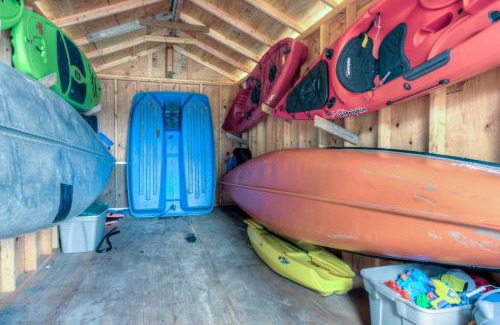 Surf Pines House | Gearhart Lakefront Vacation Rental