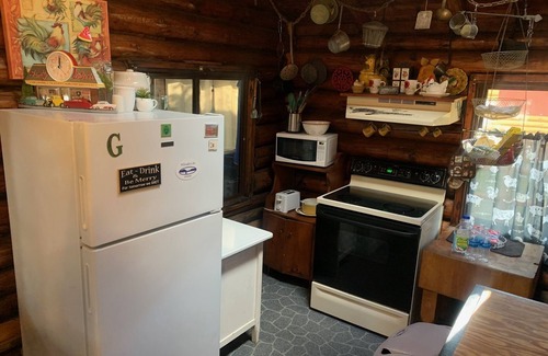 Orleans Cabin | Gebhardt Getaway - Charming LAKEFRONT Cottage on Lake Willoughby