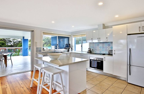 Currarong House | Geckos Rest - 1 min walk to beach