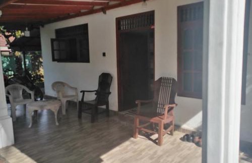 Koggala House | Gee HomeStay