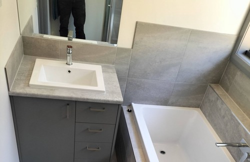 Norlane House | Geelong 2 Bedroom Unit, Great for Families, Business Travel or Weekend Away