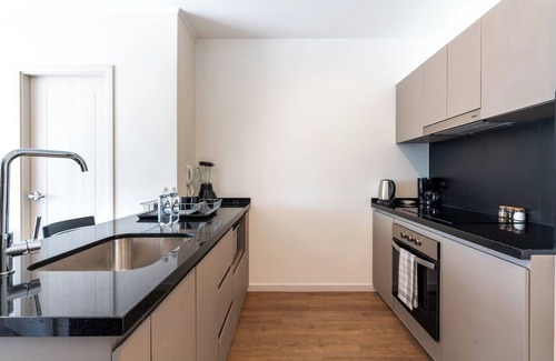 Country Club Apartment | geko | Niza 2BR Apt. in San Isidro w/balcony