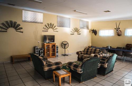 Hammanskraal Cabin | Geluksfontein Private Game Farm