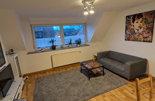 Pfalzdorf Apartment | Gemütliche Dachgeschoßwohnung mit 2 Schlafzimmern in Pfalzdorf