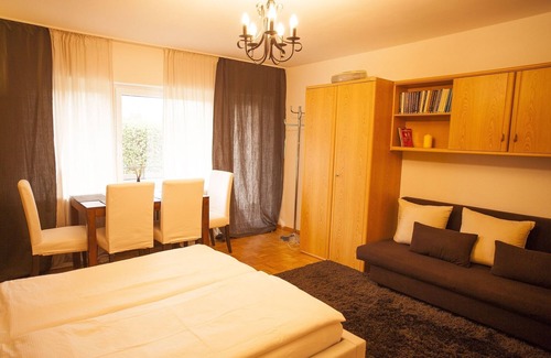 Merzhausen Apartment | Gemütliches Apartment "my Little Black Forest"