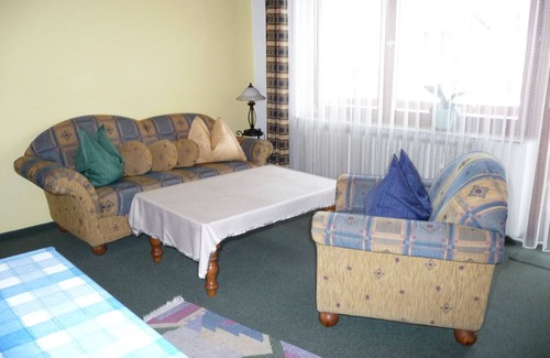 Bischofsgruen Apartment | Gemütliche Ferienwohnung (55qm) für 2-3 Gäste mit überdachtem Balkon