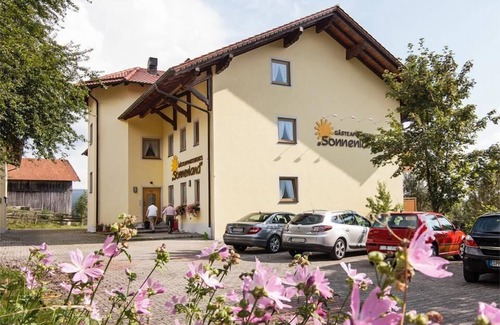 Glashutt Apartment | Gemütliches Appartement mit Balkon für 1 - 2 Gäste