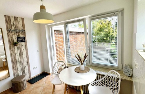 Stickenbuttel Apartment | Gemütliches Appartement mit Terrasse Fußläufig zur Nordsee in Cuxhaven/döse