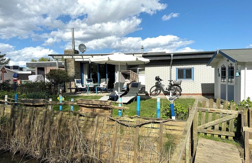 Tossens House | Gemütliches und Komfortables Ferienhaus in Tossens an der Nordsee. Deichnah