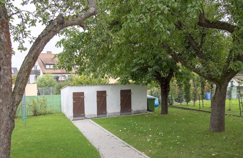 Zirndorf Apartment | Gemütliches Feriendomzil (80qm) mit Balkon und kostenlosem WLAN