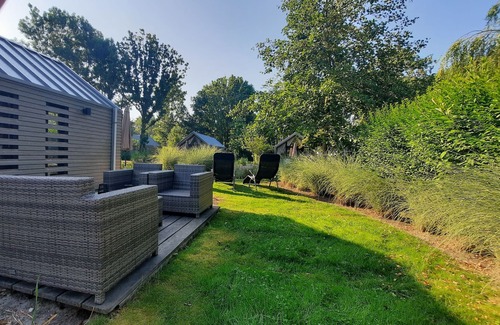 Municipality of Dronten Ski Chalet | Gemütliches Holland-beachhouse 40m² mit Garten, Blick Aufs Wasser im Ferienpark