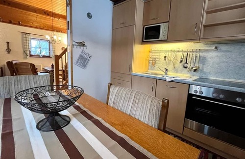 Kattersdorf Apartment | Gemütliches Waldhaus mit Terrasse