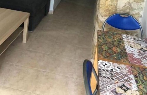 Kanoni Apartment | "Gems Ilektra apartment" with mountain view, shared garden & Wi-Fi