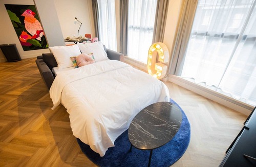 Hilversum Apartment | Generous Serviced studio Apartment (KS71-G)