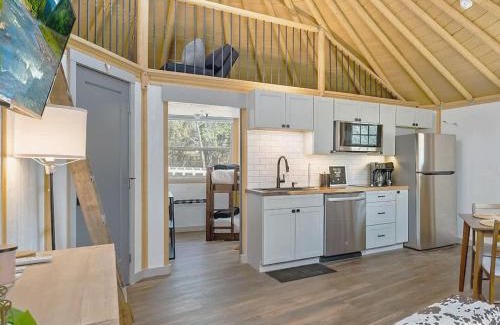 Canyon Lake House | Gentry- Luxury Yurt-Cabin - Family Glamping Canyon Lake w Private Hot Tub