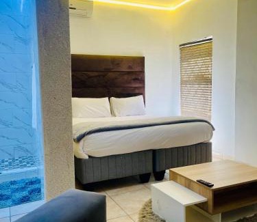 Pretoria House | Genza Guesthouse in Pretoria