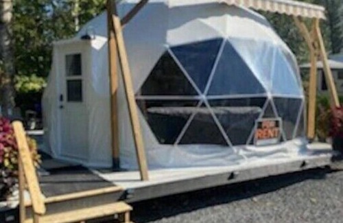 Agassiz House | Geo-dome weekender!n