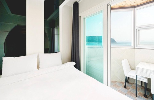 Irun-myeon Hotel | Geojedo Jisepo Wave