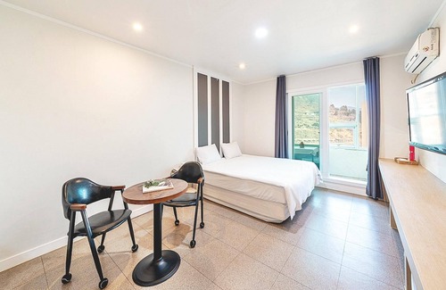 Irun-myeon Hotel | Geojedo Jisepo Wave