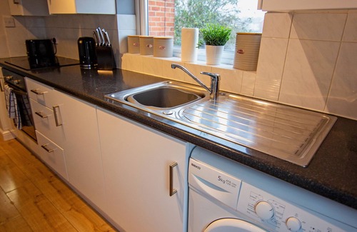 Salisbury Apartment | George Street Apartment