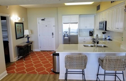 Thomas Drive Condo | Georgeous 2-Bedroom; Disc Fall Rates! Spect Gulf Views; Beach Chair Serv Incl.