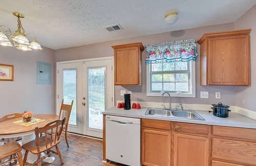 Georgetown House | Georgetown Home ~ 6 Mi to Kentucky Horse Park!