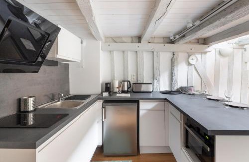 Centre Apartment | Georgia by Cocoonr