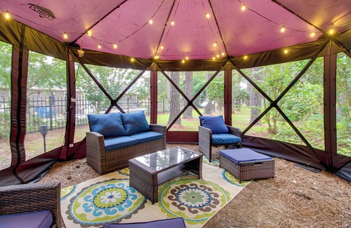 Dover House | 'Georgia's Nature Retreat' on Old Mill Pond!