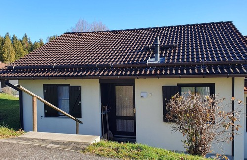 Lechbruck House | Gepflegtes Eckhaus 111 in Randlage des Feriendorfes Hochbergle!