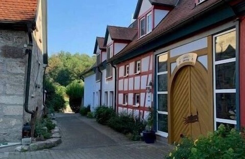 Nordenberg Apartment | Geräumige Ferienwohnung (80qm) mit kostenfreiem WLAN und großem Balkon