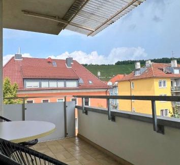 Wuerzburg Apartment | Geräumige Wohnung mit Balkon - Zentral - Kostenloses Parken