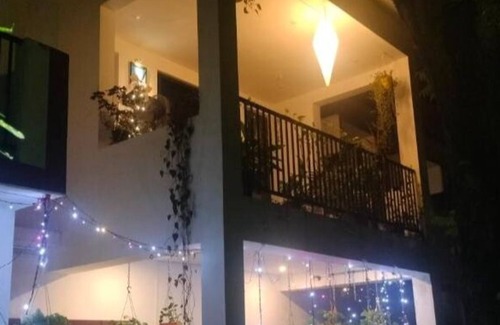 Kochi Apartment | Gerards Home stay Fortkochi Double Room with Private Bathroom
