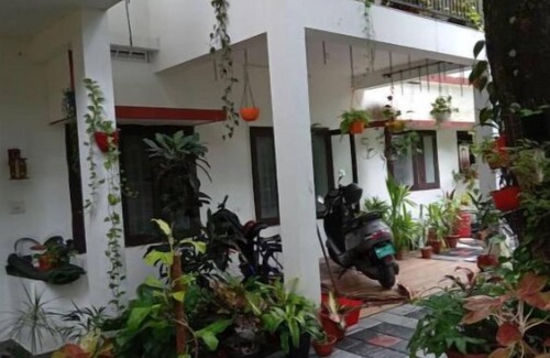 Kochi Apartment | Gerards Home stay Fortkochi Double Room with Private Bathroom