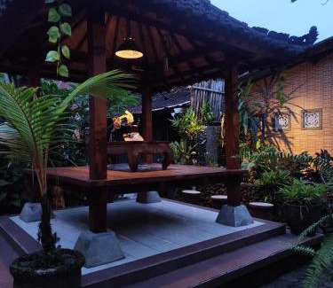 Peliatan House | Geriya House