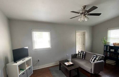Germantown House | Germantown Gem - 1BR Apartment - Unit 2