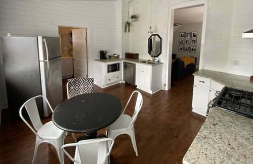 Germantown House | Germantown Gem - 3BR/2BA - 934