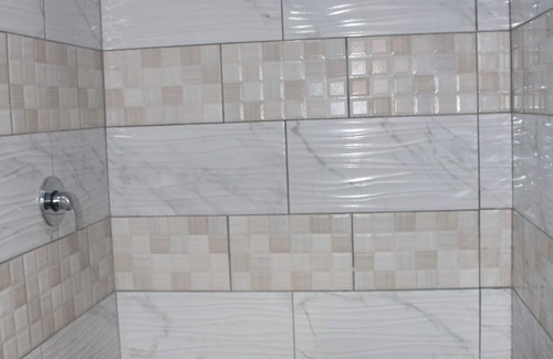 Germiston Apartment | Germiston Destiny GuesthousennWe are ready to meet your needs.