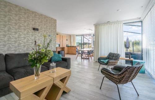 Den Burg Villa | Gerritslanderdijkje 39a